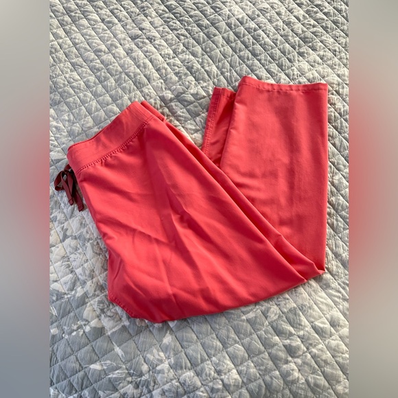 Figs Livingston scrub pants desert rose - Picture 1 of 3